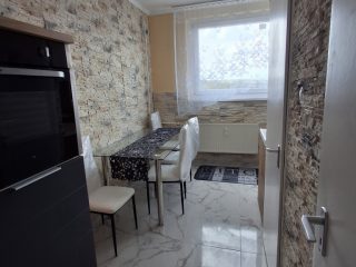 Eladó 51 m²-estársasházi lakás Ózd, Vasvár út: 14'500'000 Ft