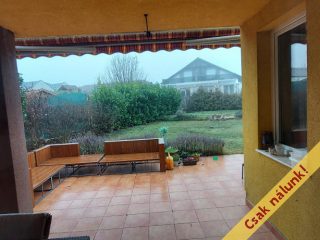 Eladó 160 m²-escsaládi ház Páty, Kökörcsin utca: 140'000'000 Ft