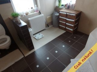 Eladó 160 m²-escsaládi ház Páty, Kökörcsin utca: 140'000'000 Ft