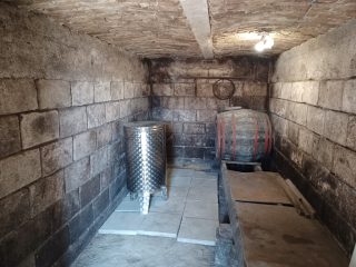 Eladó 12 m²-esüdülő Pázmánd (Pázmánd) , Bágyomi út: 9'000'000 Ft