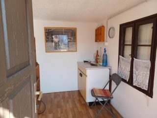 Eladó 12 m²-esüdülő Pázmánd (Pázmánd) , Bágyomi út: 9'000'000 Ft