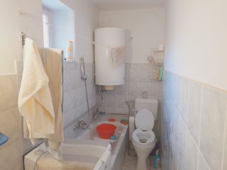 Eladó 90 m²-escsaládi ház Pázmánd (Pázmánd) , Petőfi utca: 49'900'000 Ft