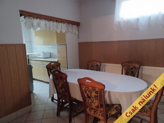 Eladó 100 m²-escsaládi ház Pázmánd, Vadász utca: 72'000'000 Ft