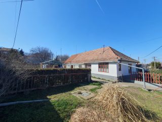 Eladó 734 m²-estelek Pécel, Bartoshegy: 43'000'000 Ft