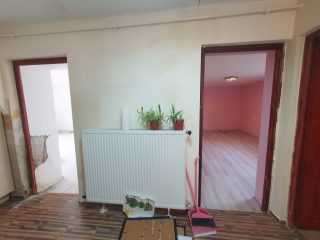 Eladó 70 m²-escsaládi ház Pécel, Bartoshegy csendes utca: 42'900'000 Ft
