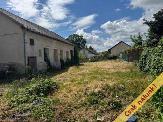 Eladó 200 m²-escsaládi ház Pécel, Erzsébet sétány: 152'000'000 Ft