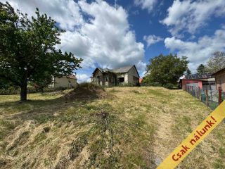 Eladó 200 m²-escsaládi ház Pécel, Erzsébet sétány: 152'000'000 Ft