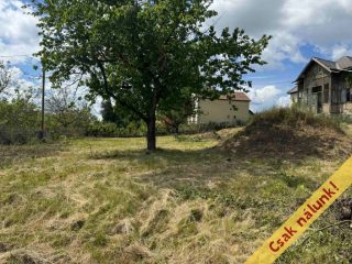 Eladó 200 m²-escsaládi ház Pécel, Erzsébet sétány: 152'000'000 Ft