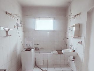 Eladó 150 m²-escsaládi ház Pécel, Kun J utca: 125'990'000 Ft