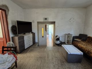 Eladó 75 m²-escsaládi ház Pécel, Maglódi úthoz közeli utca: 78'500'000 Ft