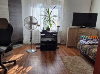 Eladó 75 m²-escsaládi ház Pécel, Maglódi úthoz közeli utca: 78'500'000 Ft