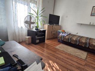 Eladó 75 m²-escsaládi ház Pécel, Maglódi úthoz közeli utca: 78'500'000 Ft