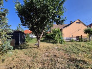 Eladó 75 m²-escsaládi ház Pécel, Maglódi úthoz közeli utca: 78'500'000 Ft