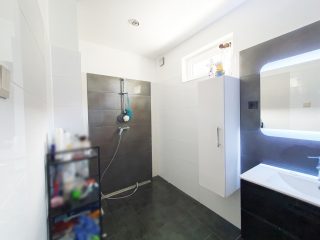 Eladó 400 m²-escsaládi ház Pécel, Pécel: 368'000'000 Ft