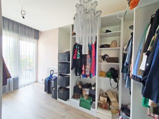 Eladó 400 m²-escsaládi ház Pécel, Pécel: 368'000'000 Ft