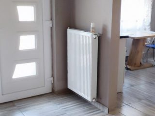 Eladó 210 m²-escsaládi ház Pécel, Városközpont közeli utca: 139'000'000 Ft