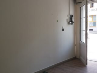 Kiadó 21 m²-esüzlethelyiség utcai bejárattal Pécs, Alkotmány utca: 70'000 Ft