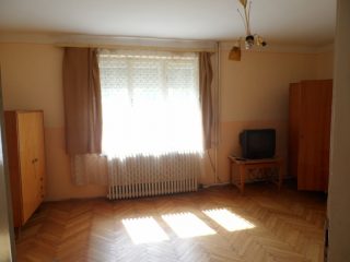 Eladó 83 m²-escsaládi ház Pécs, Jácint utca: 32'000'000 Ft