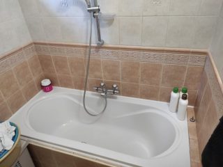 Eladó 69 m²-estársasházi lakás Pécs, Kanyar utca: 49'900'000 Ft