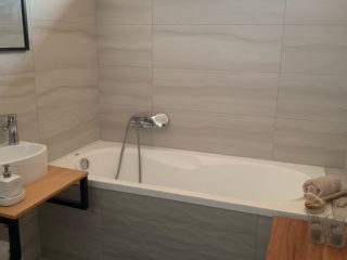 Eladó 180 m²-escsaládi ház Pécs, Szőlő utca: 115'000'000 Ft