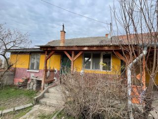 Eladó 70 m²-escsaládi ház Perkáta, Arany János utca: 17'900'000 Ft