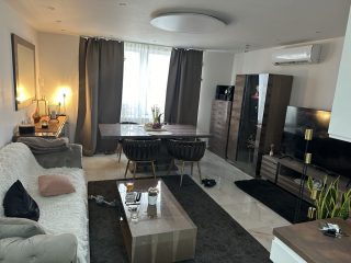 Eladó 112 m²-escsaládi ház Pilis, Központ közeli út: 76'000'000 Ft