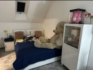 Eladó 112 m²-escsaládi ház Pilis, Központ közeli út: 76'000'000 Ft