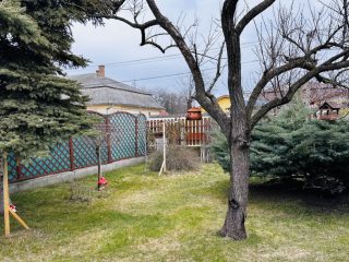 Eladó 100 m²-escsaládi ház Pilis, Petőfi Sándor utca: 69'000'000 Ft