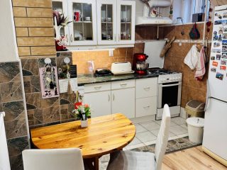 Eladó 100 m²-escsaládi ház Pilis, Petőfi Sándor utca: 69'000'000 Ft