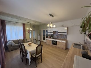 Eladó 140 m²-escsaládi ház Pilis, Telepi rész: 70'000'000 Ft