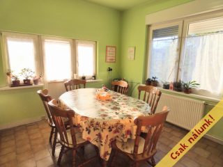 Eladó 177 m²-escsaládi ház Pilisvörösvár, Karátsonyi liget: 113'000'000 Ft