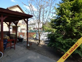 Eladó 177 m²-escsaládi ház Pilisvörösvár, Karátsonyi liget: 113'000'000 Ft