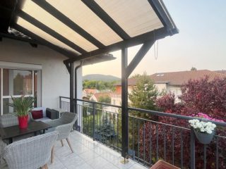 Eladó 80 m²-estársasházi lakás Pomáz, Fáy András utca: 98'900'000 Ft