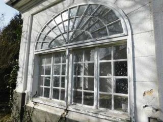 Eladó 359 m²-escsaládi ház Pusztakovácsi, Központ: 56'000'000 Ft