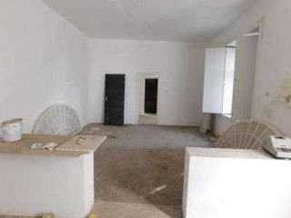 Eladó 359 m²-escsaládi ház Pusztakovácsi, Központ: 56'000'000 Ft