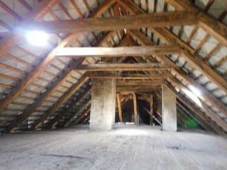 Eladó 359 m²-escsaládi ház Pusztakovácsi, Központ: 56'000'000 Ft