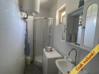 Eladó 75 m²-escsaládi ház Pusztaszabolcs, Arany János utca: 56'000'000 Ft