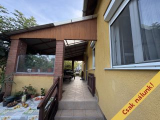 Eladó 81 m²-escsaládi ház Pusztaszabolcs, Híres Ember utca: 64'900'000 Ft
