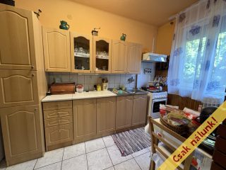 Eladó 81 m²-escsaládi ház Pusztaszabolcs, Híres Ember utca: 64'900'000 Ft