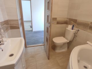 Eladó 120 m²-escsaládi ház Pusztaszabolcs, Magyar utca: 86'900'000 Ft