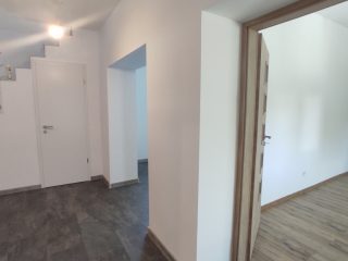 Eladó 120 m²-escsaládi ház Pusztaszabolcs, Magyar utca: 86'900'000 Ft