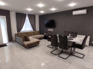 Eladó 75 m²-escsaládi ház Pusztaszabolcs, Mária út: 61'900'000 Ft