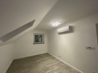 Eladó 168 m²-escsaládi ház Ráckeresztúr, Vörösmarty utca: 165'000'000 Ft