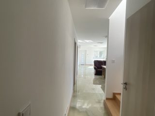 Eladó 168 m²-escsaládi ház Ráckeresztúr, Vörösmarty utca: 165'000'000 Ft