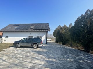 Eladó 168 m²-escsaládi ház Ráckeresztúr, Vörösmarty utca: 165'000'000 Ft