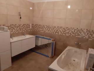 Eladó 100 m²-escsaládi ház Ráckeve, Arany János dűlő: 76'000'000 Ft