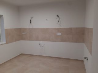 Eladó 100 m²-escsaládi ház Ráckeve, Arany János dűlő: 76'000'000 Ft