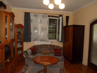 Eladó 240 m²-escsaládi ház Ráckeve, Duna közeli utca: 110'000'000 Ft