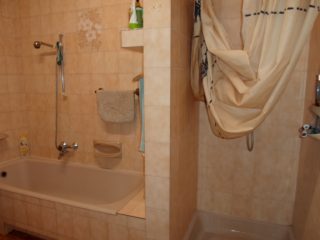 Eladó 240 m²-escsaládi ház Ráckeve, Duna közeli utca: 110'000'000 Ft