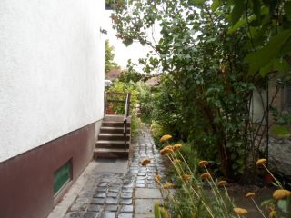 Eladó 240 m²-escsaládi ház Ráckeve, Duna közeli utca: 110'000'000 Ft